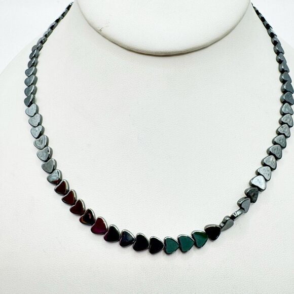 Vintage Hematite Heart Beaded Necklace  Barrel Clasp 16” - Picture 6 of 9